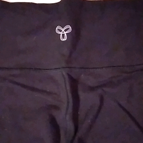 TnA leggings - Picture 3 of 3